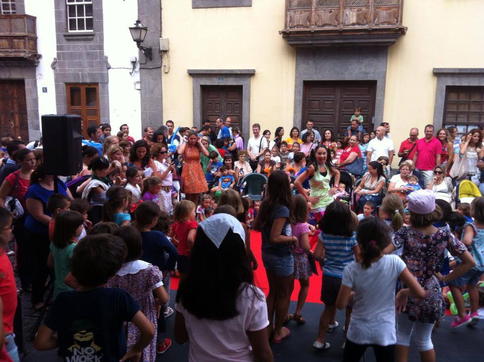 Taller infantil en la calle para el Ayundamiento de Las Palmas